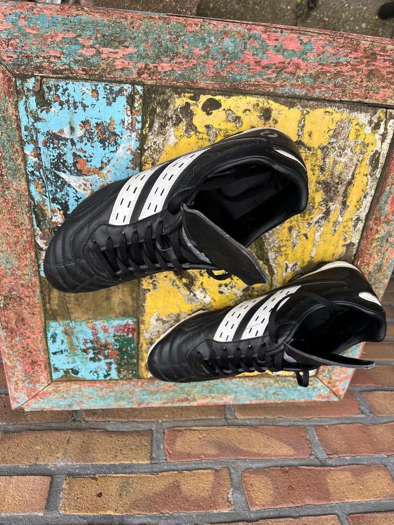 Quick Voetbalschoenen Maat 43 - Zeer Netjes en Comfortabel, Ophalen of Verzenden, Gebruikt, Schoenen