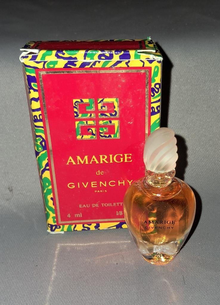 Volle parfum mini Givenchy Amarige + doosje, Ophalen of Verzenden, Zo goed als nieuw, Miniatuur, Gevuld