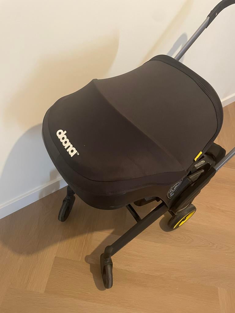 Doona kinderwagen/autostoel 2 in 1, Ophalen, Zo goed als nieuw