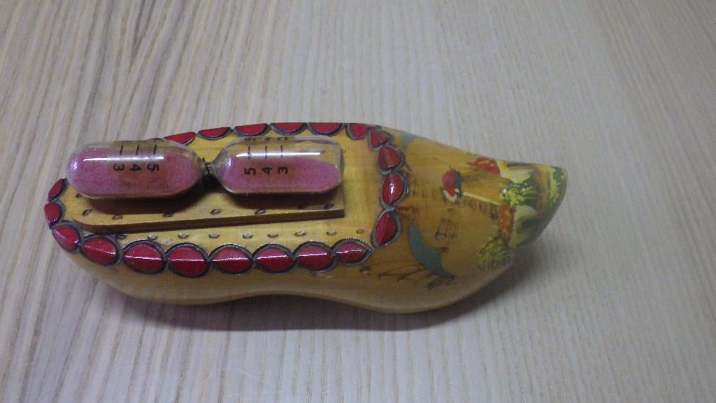 mooi klompje met zandloper, Ophalen of Verzenden, Overige typen