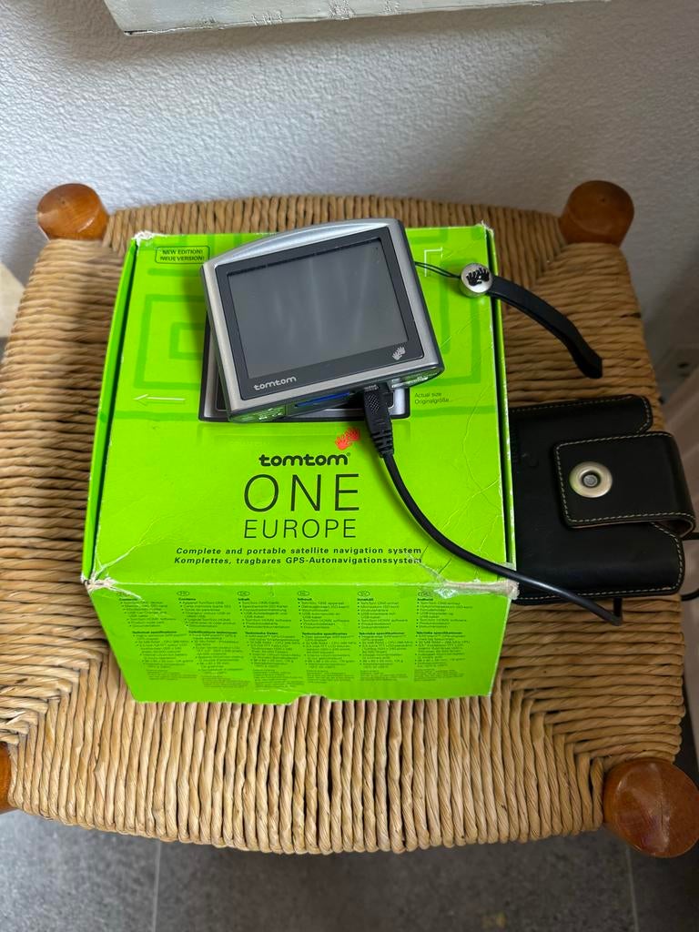 TomTom ONE Europe Navigatiesysteem, Ophalen of Verzenden, Zo goed als nieuw