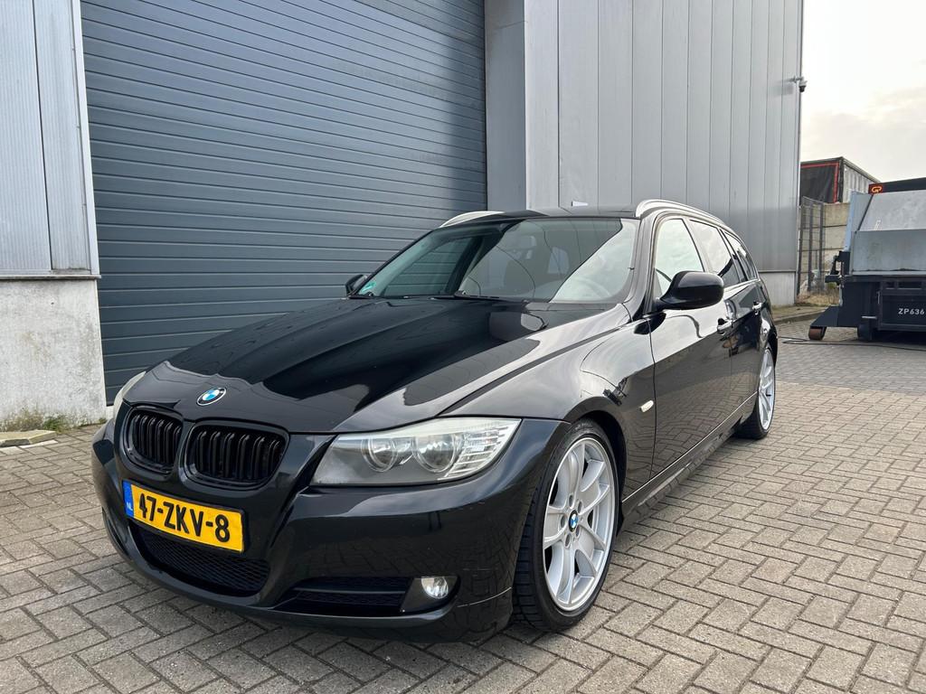 BMW 3-serie Touring 320d Business Line AIRCO, Auto's, Achterwielaandrijving, 4 cilinders, Zwart, 177 pk