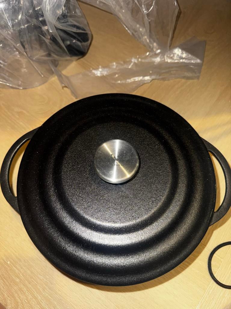 Vivo Gietijzeren Braadpan - Zo goed als nieuw, Ophalen of Verzenden, Zo goed als nieuw, Gietijzer, Koekenpan of Braadpan