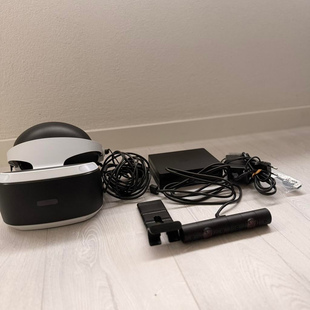 Playstation VR1+ Hori wireless racing wheel apex+ PS4, Spelcomputers en Games, Spelcomputers | Sony PlayStation Consoles | Accessoires