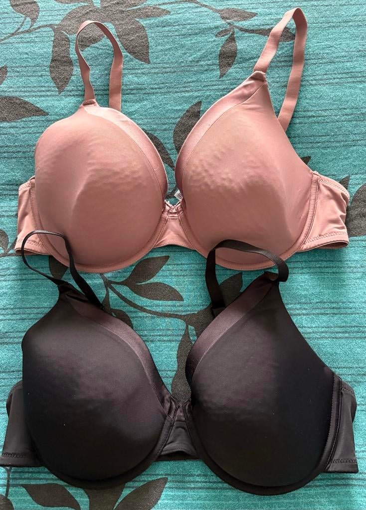 Set van 2 Primark BH's: Zwart en lila/paars  maat 85E, Ophalen of Verzenden, Zwart, BH