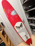 Surfplank starboard airush 7 2 met 2 vinnen, Gebruikt, Ophalen of Verzenden