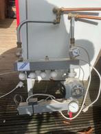 Vloerverwarming verdeler met pomp - Grundfos UPS 25-50 130, Ophalen, 30 tot 80 cm, Gebruikt, Overige typen