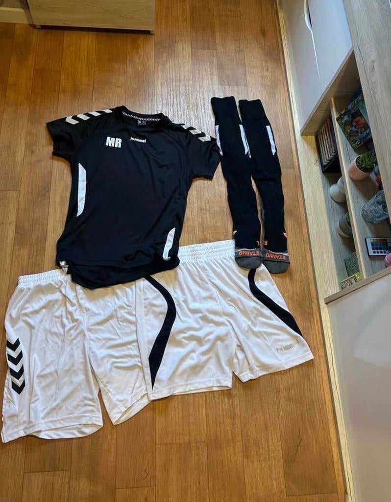 Hummel trainingsset maat S met Stanno sokken, Set, Nieuw, Ophalen of Verzenden, Maat S