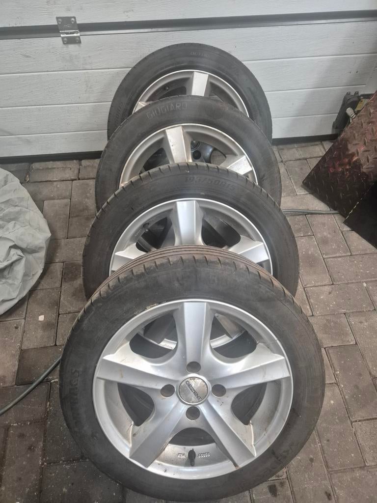 Set van 4 banden met velgen 195/50R15, Auto-onderdelen, Banden en Velgen, Gebruikt, 15 inch, Banden en Velgen, Ophalen of Verzenden