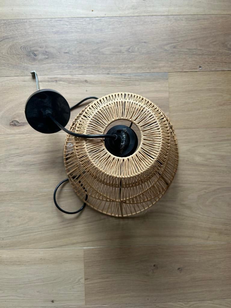 Plafondlamp Kwantum rieten kap, Huis en Inrichting, Lampen | Plafondlampen, Ophalen, Gebruikt, Overige materialen