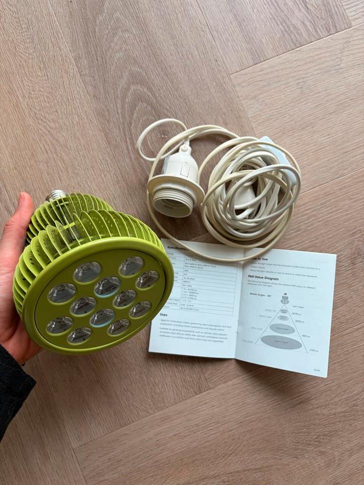 36W LED Kweeklamp voor plantengroei / grow lamp, Tuin en Terras, Kweekspullen, Zo goed als nieuw, Kweeklamp, Ophalen