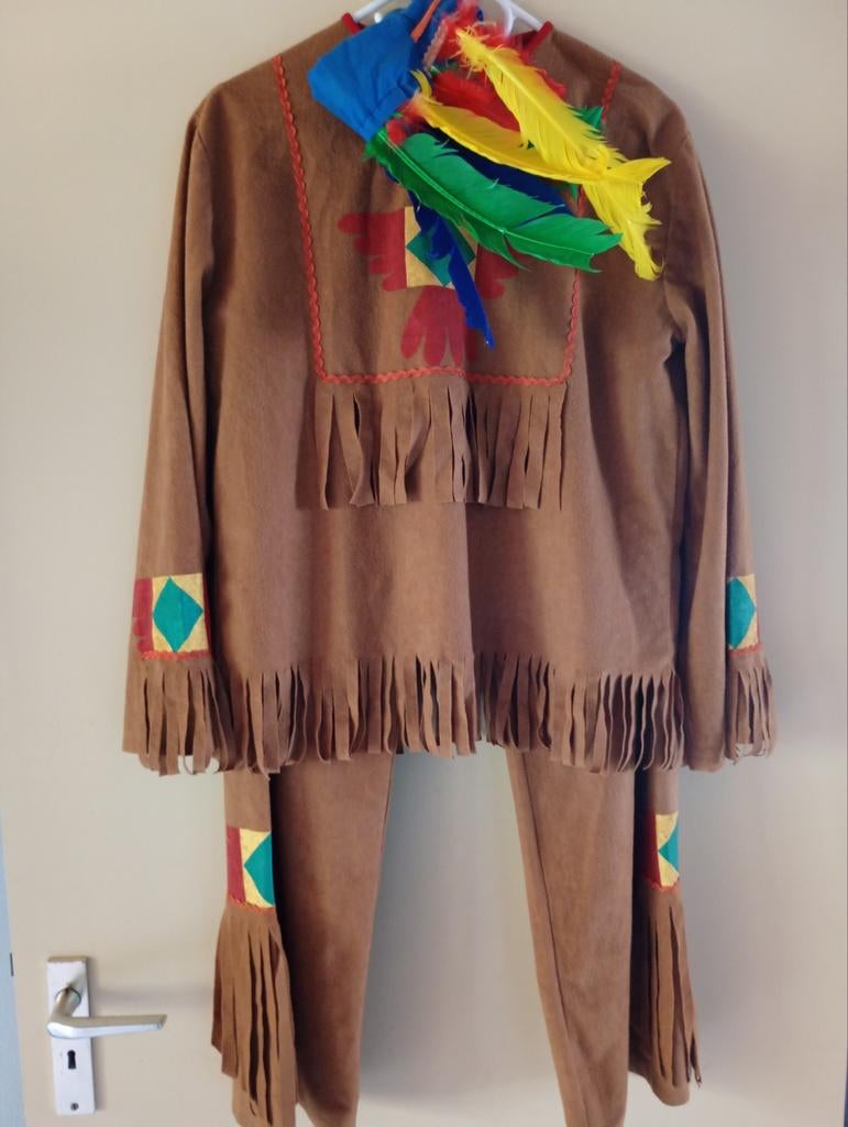 Prachtig indianenpak soepel suadine maat 152, Ophalen of Verzenden, Zo goed als nieuw, Meisje, Broek