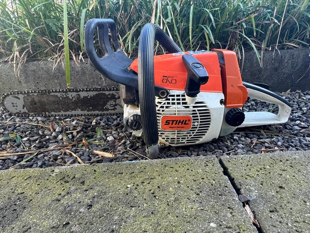 Stihl 026 kettingzaag met 38 cm blad, professioneel model, Ophalen, Zo goed als nieuw