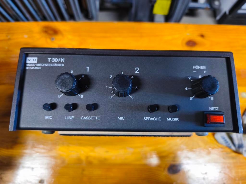 Klein & Hummel T 30/N Mengversterker, Muziek en Instrumenten, Mengpanelen, Ophalen of Verzenden