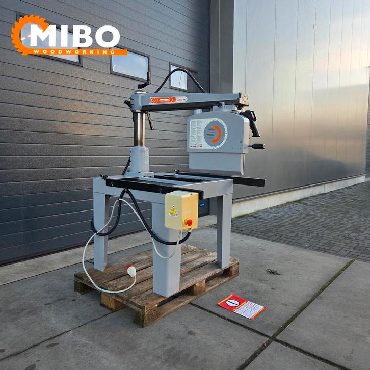 Maggi 640 Radiaal afkortzaag ** Nieuw en Gebruikt, Doe-het-zelf en Verbouw, Gereedschap | Zaagmachines, Zo goed als nieuw, Afkortzaag