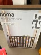Noma Wall Fix Wooden traphekje. Grijs, Ophalen, Nieuw, Schroefhekje, Hout