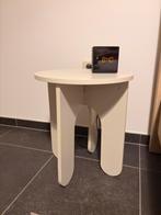 Wit nachtkastje 2x, Ophalen, Zo goed als nieuw, Rond, Minder dan 55 cm