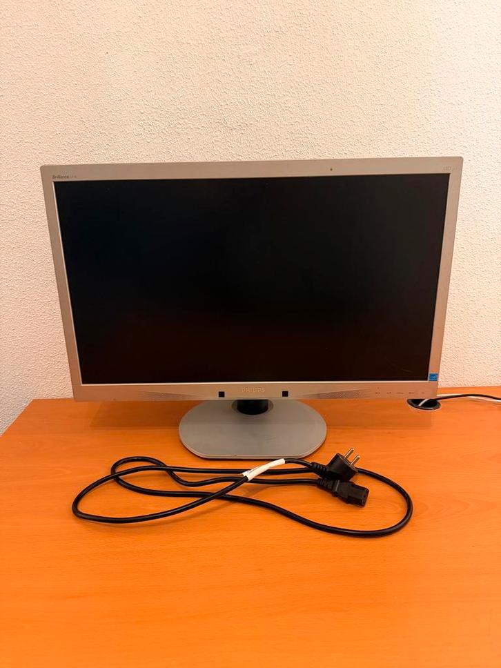Philips 241B4LPYCS100 monitor 24 inch, Computers en Software, Monitoren, Gebruikt, 60 Hz of minder, DisplayPort, In hoogte verstelbaar