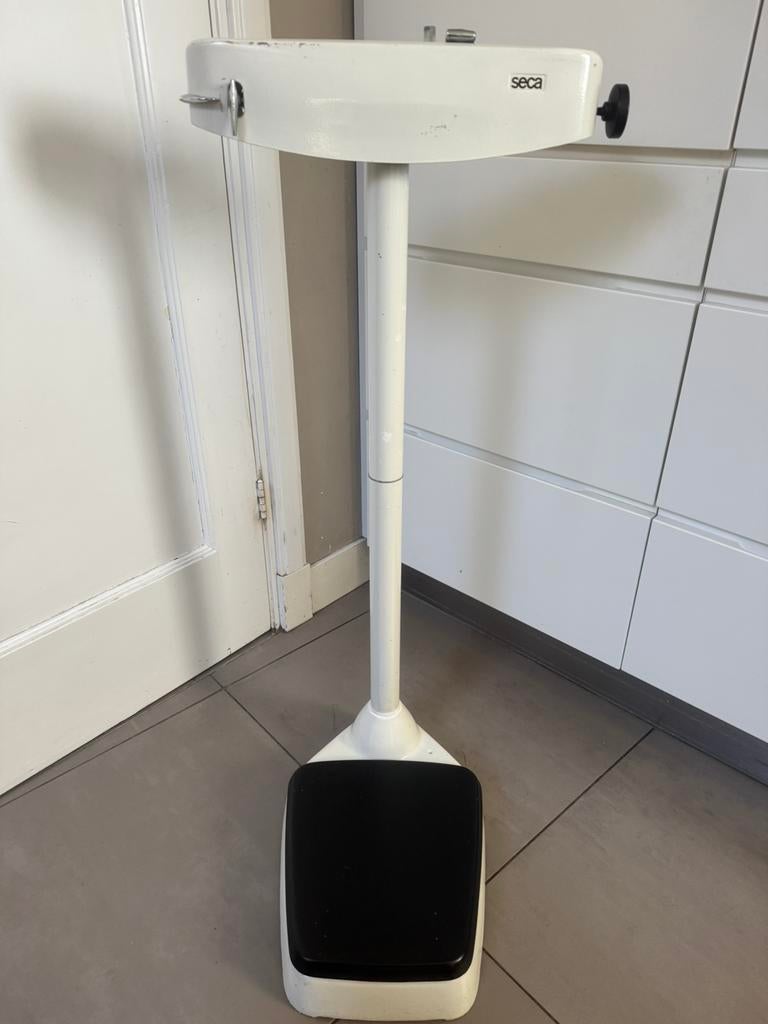 Seca weegschaal antiek vintage ziekenhuisweegschaal, Witgoed en Apparatuur, Weegschalen, Ophalen, Gebruikt