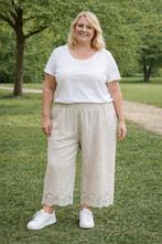 Moonshine, wijde linnen broek maat 3 met kanten zoom, Kleding | Dames, Ophalen of Verzenden, Nieuw, Beige, Broek of Spijkerbroek