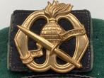 Commando baret met embleem brede ribbels en oogjes., Verzamelen, Militaria | Algemeen, Ophalen of Verzenden, Landmacht, Nederland