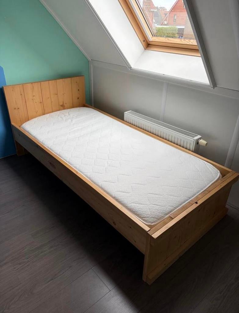 Gratis bed 90x200 cm, Huis en Inrichting, Slaapkamer | Bedden, Zo goed als nieuw, Eenpersoons, 90 cm, 200 cm, Hout, Bruin, Ophalen
