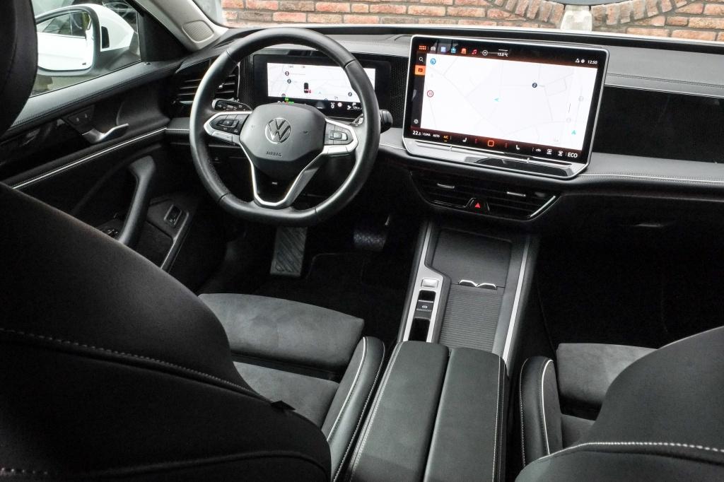 Volkswagen Passat Variant 1.5 TSI eHybrid 150 kW Business |, Auto's, Volkswagen, Euro 6, 4 cilinders, 250 km/l, Wit