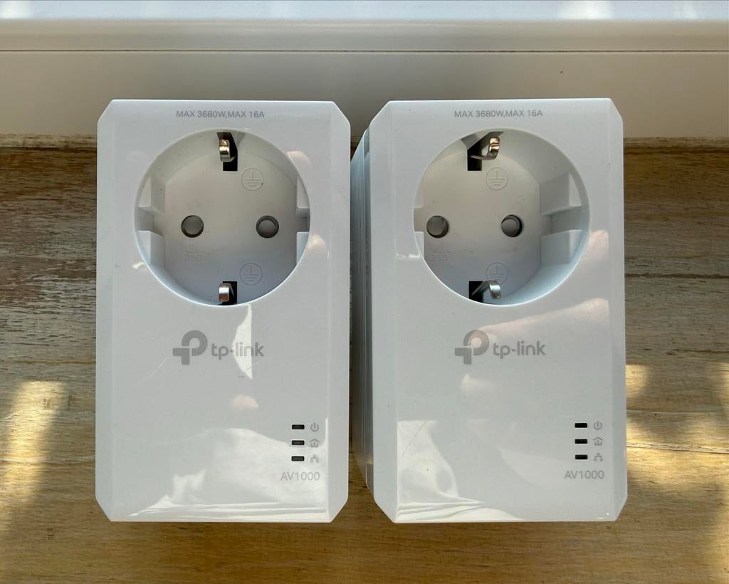 TP-Link AV1000 Powerline Adapter Kit (2 stuks), Computers en Software, Powerlines, Zo goed als nieuw, Ophalen of Verzenden