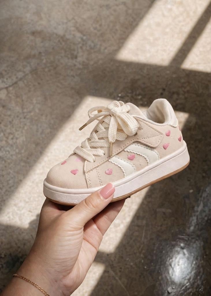 Kinder sneakers nieuw ongedragen maat 24, Schoentjes, Meisje, Nieuw, Ophalen of Verzenden