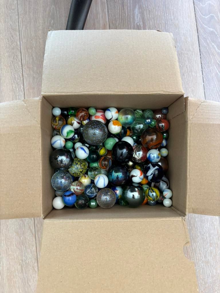 Grote verzameling knikkers diverse afmetingen, Kinderen en Baby's, Speelgoed | Buiten | Los speelgoed, Ophalen, Zo goed als nieuw