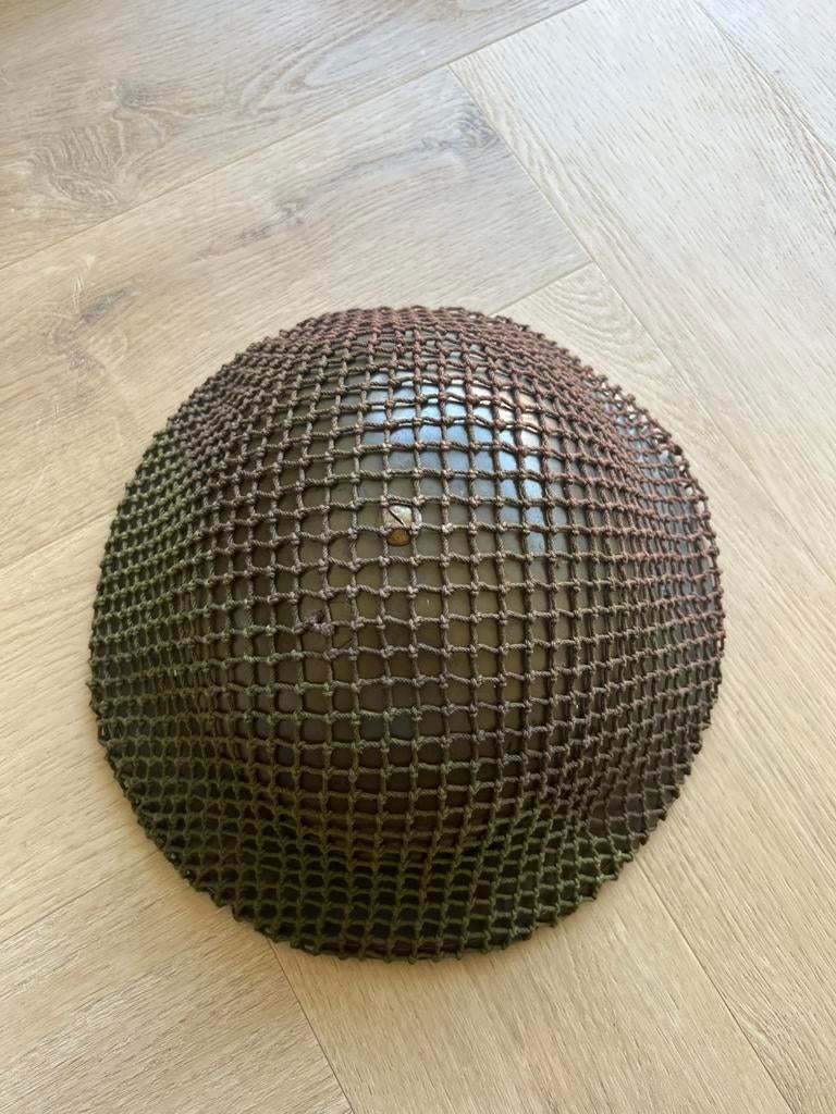 Canadese helm met twee kleurige camo, Verzamelen, Ophalen of Verzenden, Landmacht, Engeland, Helm of Baret