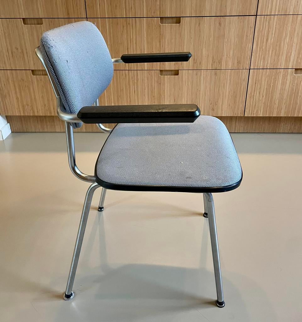 Vier Gispen stoelen blauwgrijs, Huis en Inrichting, Stoelen, Ophalen, Gebruikt, Blauw, Gispen buisframe