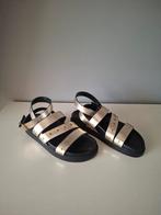 Goudkleurige Sandalen vh Omoda maat 39, Ophalen of Verzenden, Zo goed als nieuw, Overige kleuren, Sandalen of Muiltjes