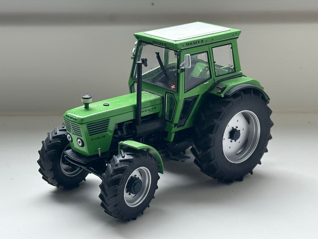 Deutz 130 06 Weise Toys, Hobby en Vrije tijd, Modelauto's | 1:32, Ophalen of Verzenden, Zo goed als nieuw, Tractor of Landbouw