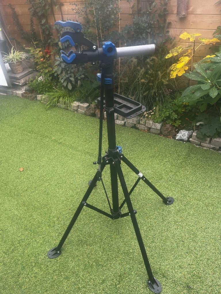 fietsmontagestandaard staal voor onderhoud fiets, Zo goed als nieuw, Ophalen, Overige merken, 10 tot 15 versnellingen