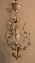 Crèmekleurige Franse brocante kroonluchter, Ophalen, Gebruikt, Metaal, Brocante