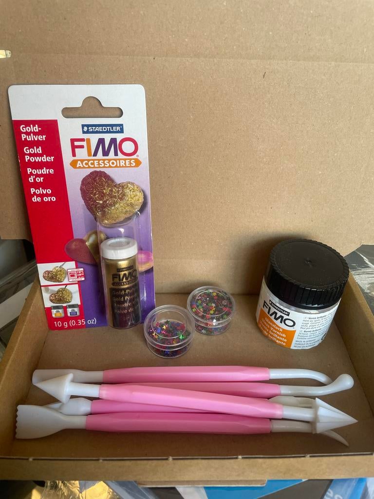 Fimo klei benodigdheden: glazuur, goudpoeder, gereedschap, Ophalen of Verzenden, Gebruikt, Materiaal
