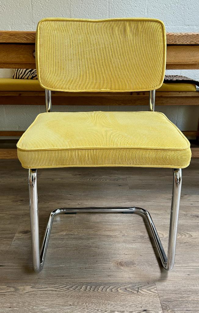 Kamerstoelen slee-model citroengeel, Huis en Inrichting, Stoelen, Twee, Overige kleuren, Ophalen of Verzenden, Zo goed als nieuw