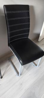 Eetkamerstoel 2x zwart in prima staat, Ophalen, Gebruikt, Twee, Zwart