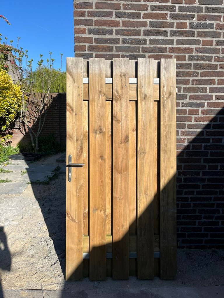 Houten tuinpoort met metalen frame en beslag, Tuin en Terras, Ophalen, Met poort, Gebruikt, Tuinhek