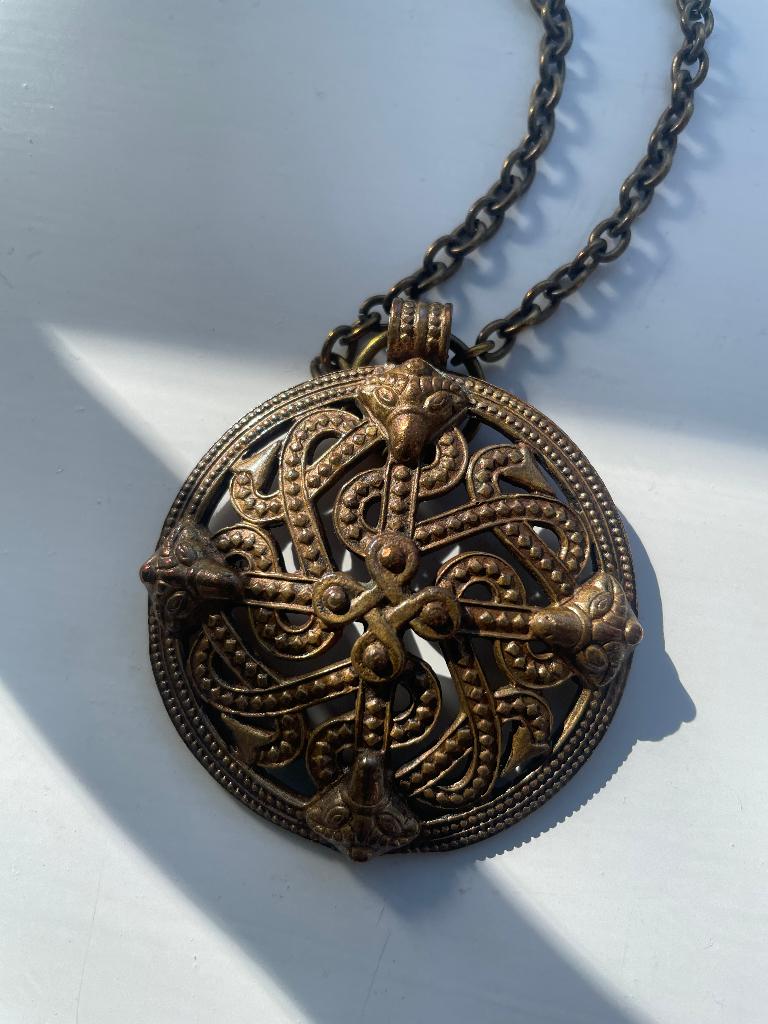 Bronzen ketting met hanger Fins Kalevala Koru, Bruin, Ophalen of Verzenden, Zo goed als nieuw, Overige materialen