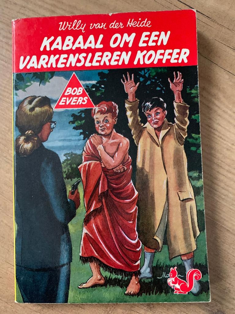 Kabaal om een varkensleren koffer, Ophalen of Verzenden, Gelezen, Willy van der Heide, Fictie