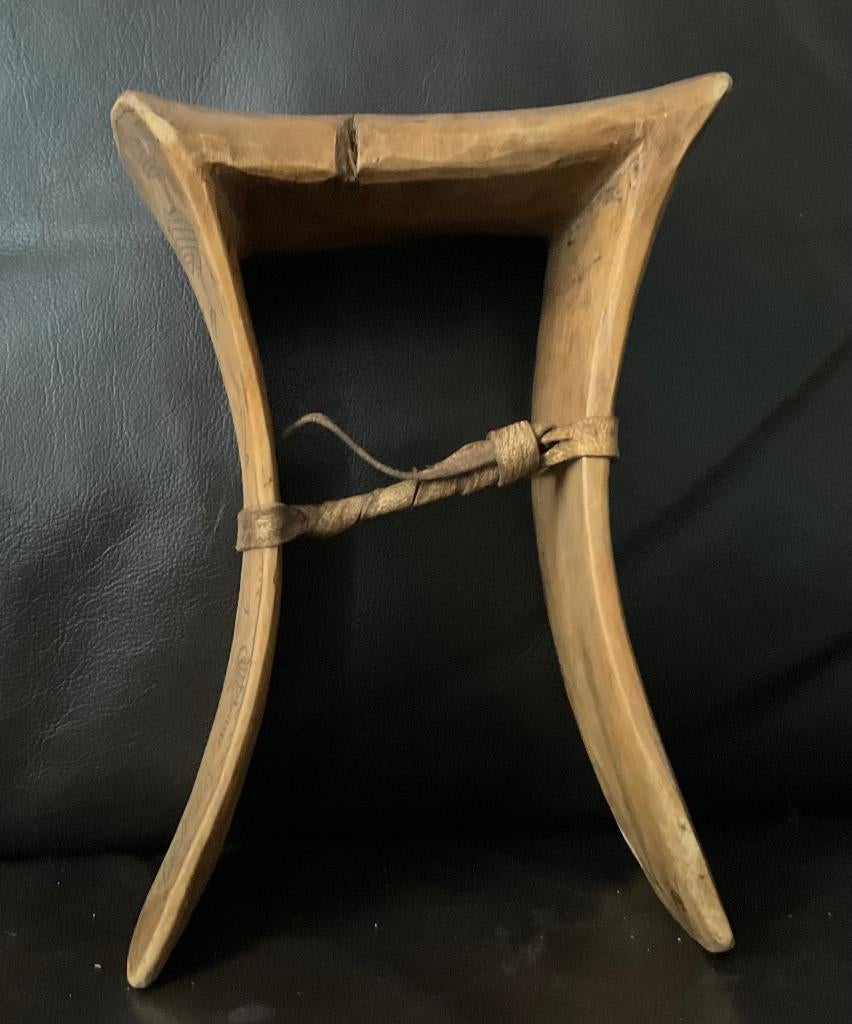 Kenia - Versierde Neksteun - TURKANA stam, Antiek en Kunst, Ophalen