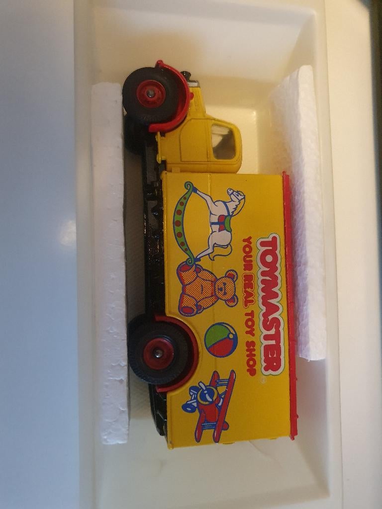 Modelauto corgi, Ophalen, Zo goed als nieuw, Bus of Vrachtwagen, Corgi