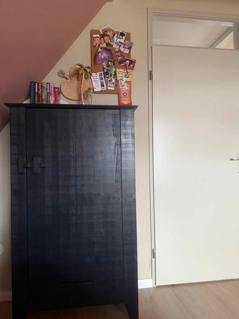 Zwarte houten boerenkast Gijs - 85x38x142 cm, Ophalen of Verzenden, Gebruikt