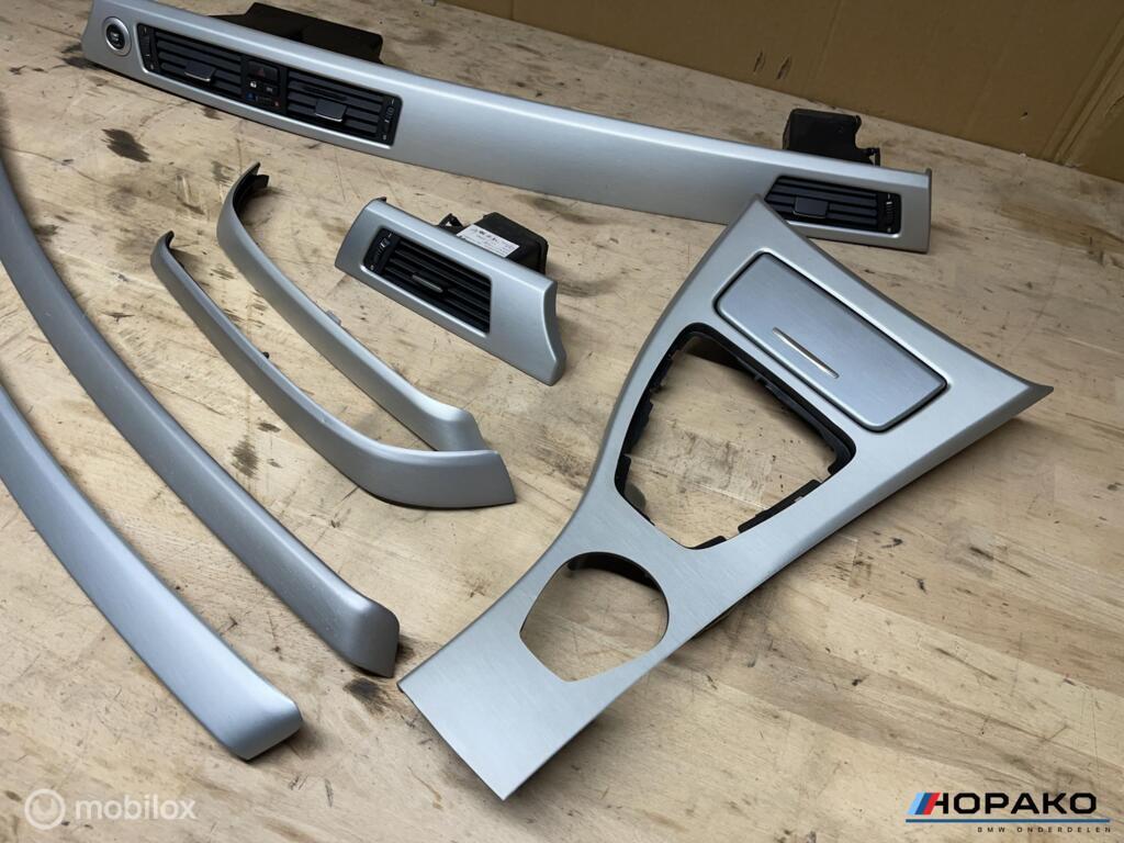 Interieurlijsten set BMW 3 serie E90 E91 E92 E93 M brushed, Auto-onderdelen, Interieur en Bekleding, Gebruikt, Einsteinlaan 5 rijswijk
