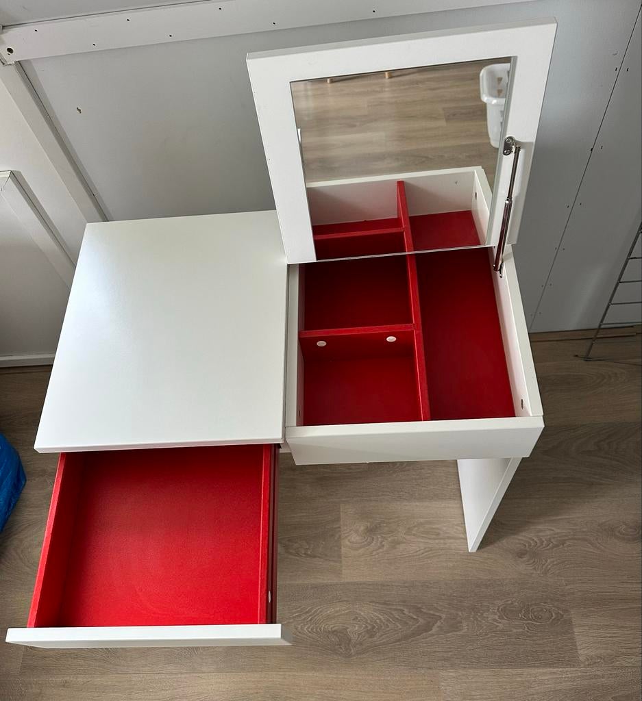 Ikea BRIMNES kaptafel / make up tafel, Huis en Inrichting, Tafels | Kaptafels, Ophalen, 50 tot 100 cm, Zo goed als nieuw, Minder dan 100 cm