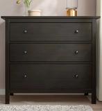 Ikea hemnes ladekast zwart., 5 laden of meer, Ophalen, 25 tot 50 cm, Minder dan 100 cm