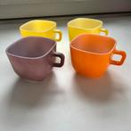 Vintage 4 Opale France mokken, kopjes, Gebruikt, Ophalen of Verzenden, Glas, Effen