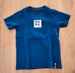 Skurk shirt, blauw, opdruk achterzijde, navy, maat 104, Kinderen en Baby's, Kinderkleding | Maat 104, Skurk, Ophalen of Verzenden